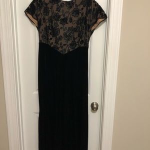 Black velvet long evening dress! Great condition.